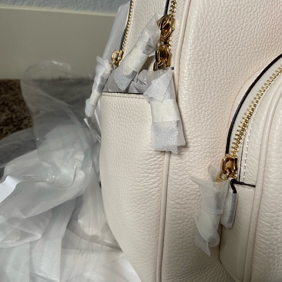 Coach Court Backpack - Picture 4 of 8